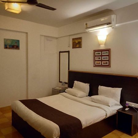 Castle House Calangute Hotel Exterior foto