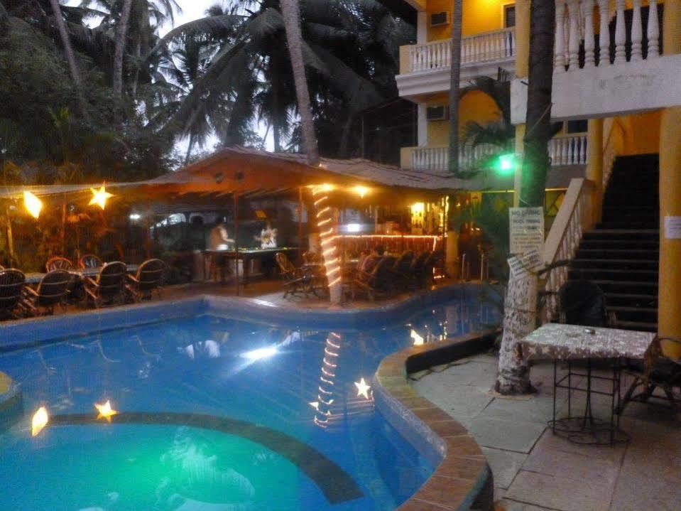 Castle House Calangute Hotel Exterior foto